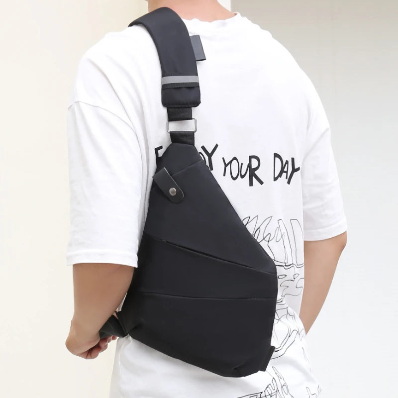 FlexiCarry™ – Your Secure and Stylish Personal Shoulder Bag